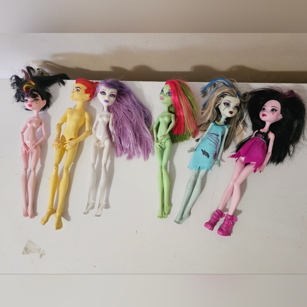 Monster High Dols Set Of 6